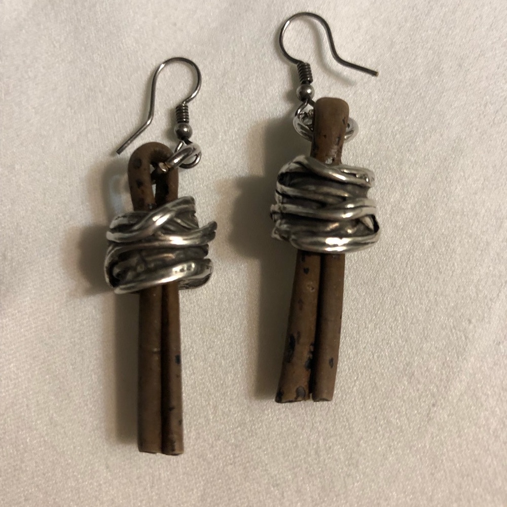 Earrings - Picture 2 of 2